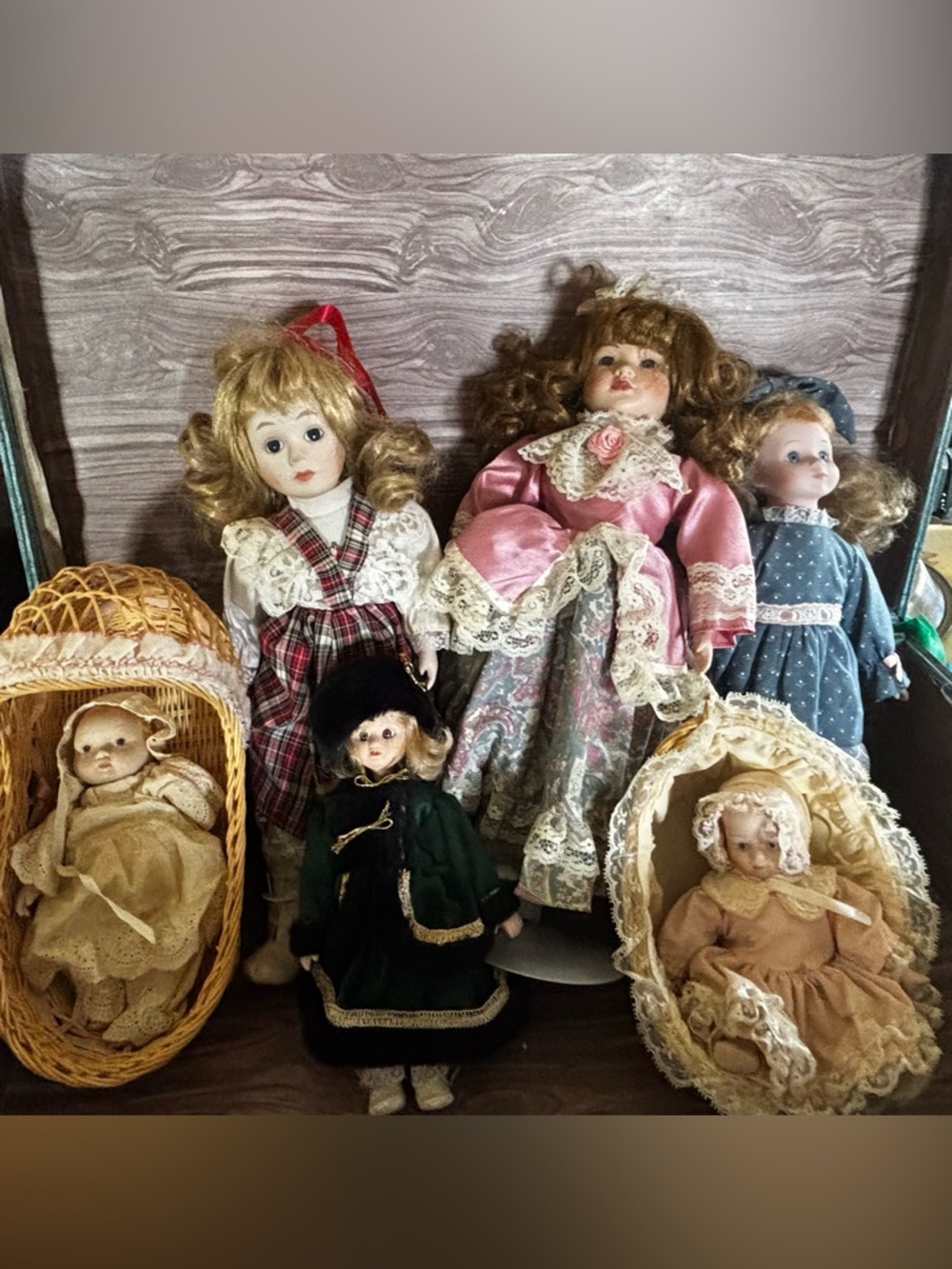 Porcelain Doll Assortment - Pink & Cream Vintage Collectible Dolls - Smell Old!